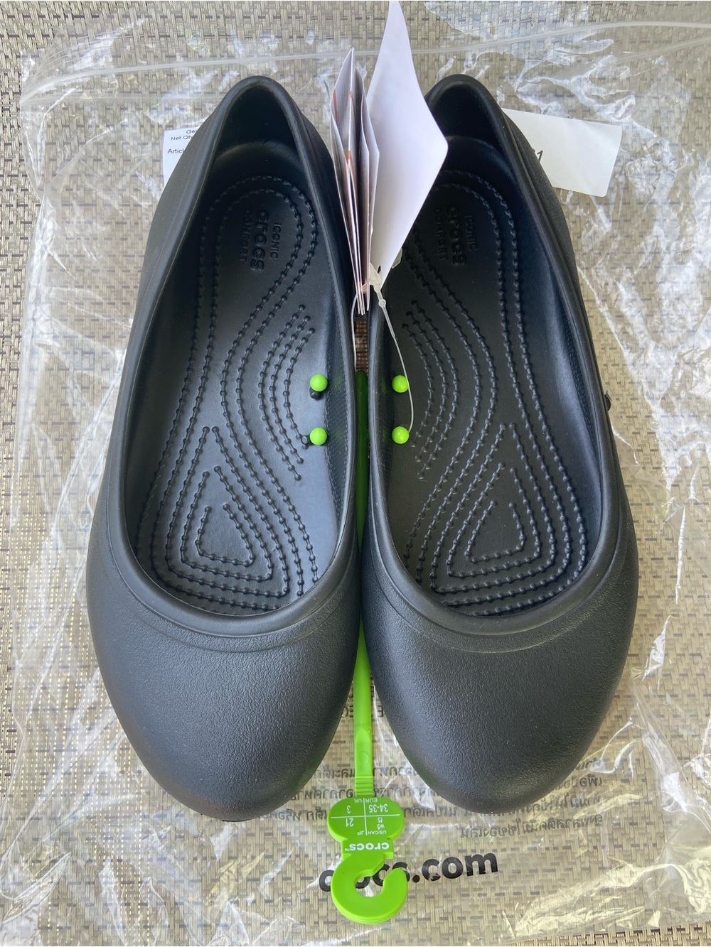 CROCS Black Slip-On Ballet Flats Size 5